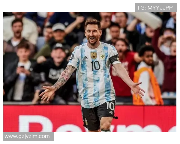 足球巨星共聚一堂举杯畅饮庆祝荣耀时刻